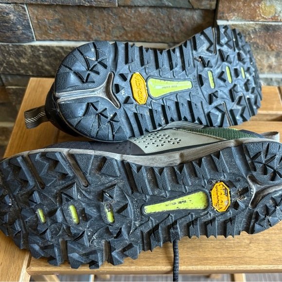 Women’s Danner Trail 2650 Campo Running Shoes - Gray and Green - Picture 2 of 7